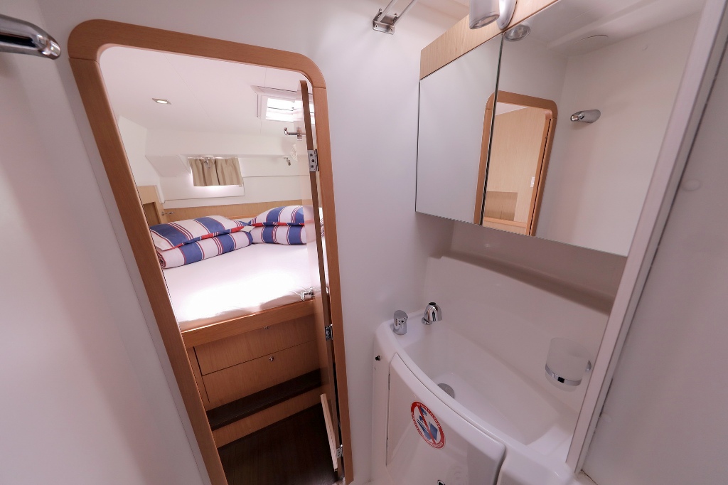 foto Lagoon 400 S2 4