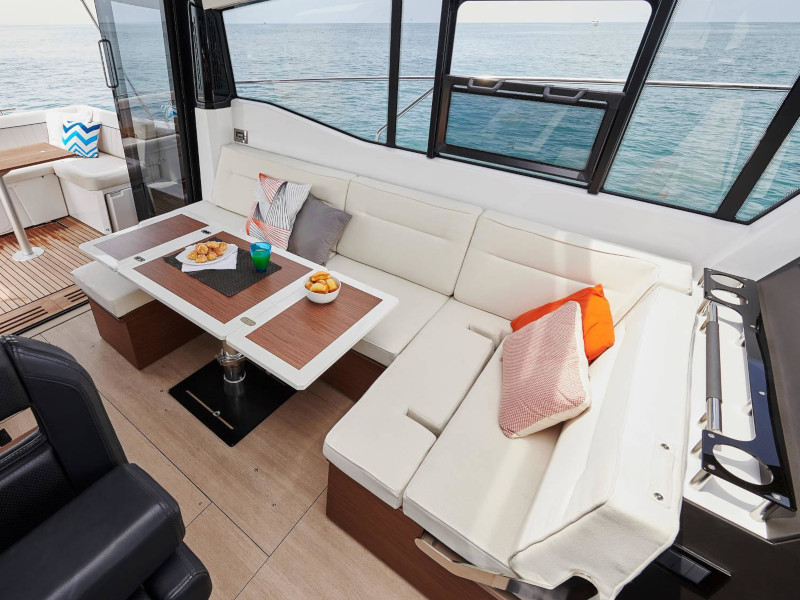 foto Jeanneau NC 37 3