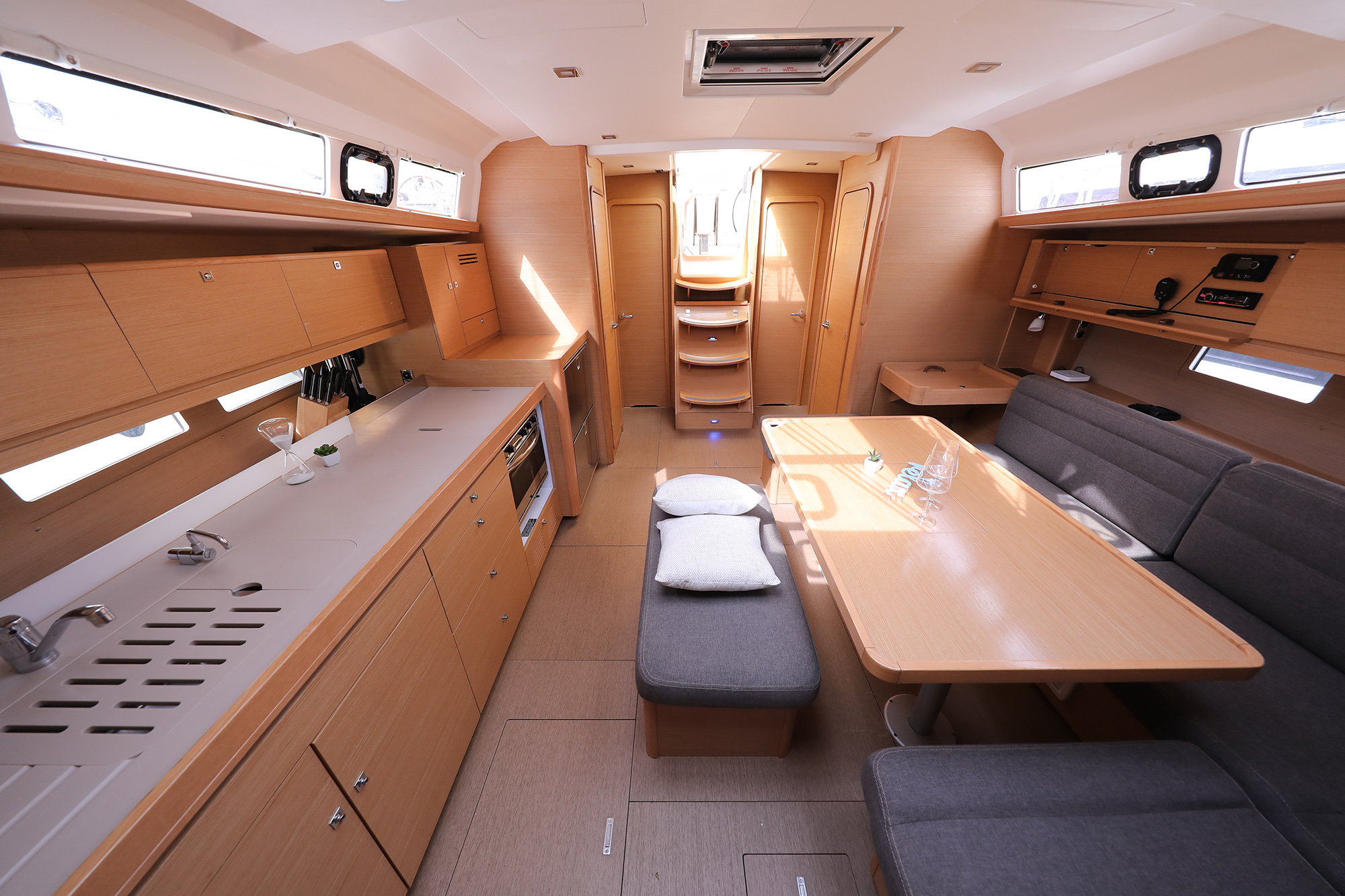 foto Dufour 460 Grand Large 11