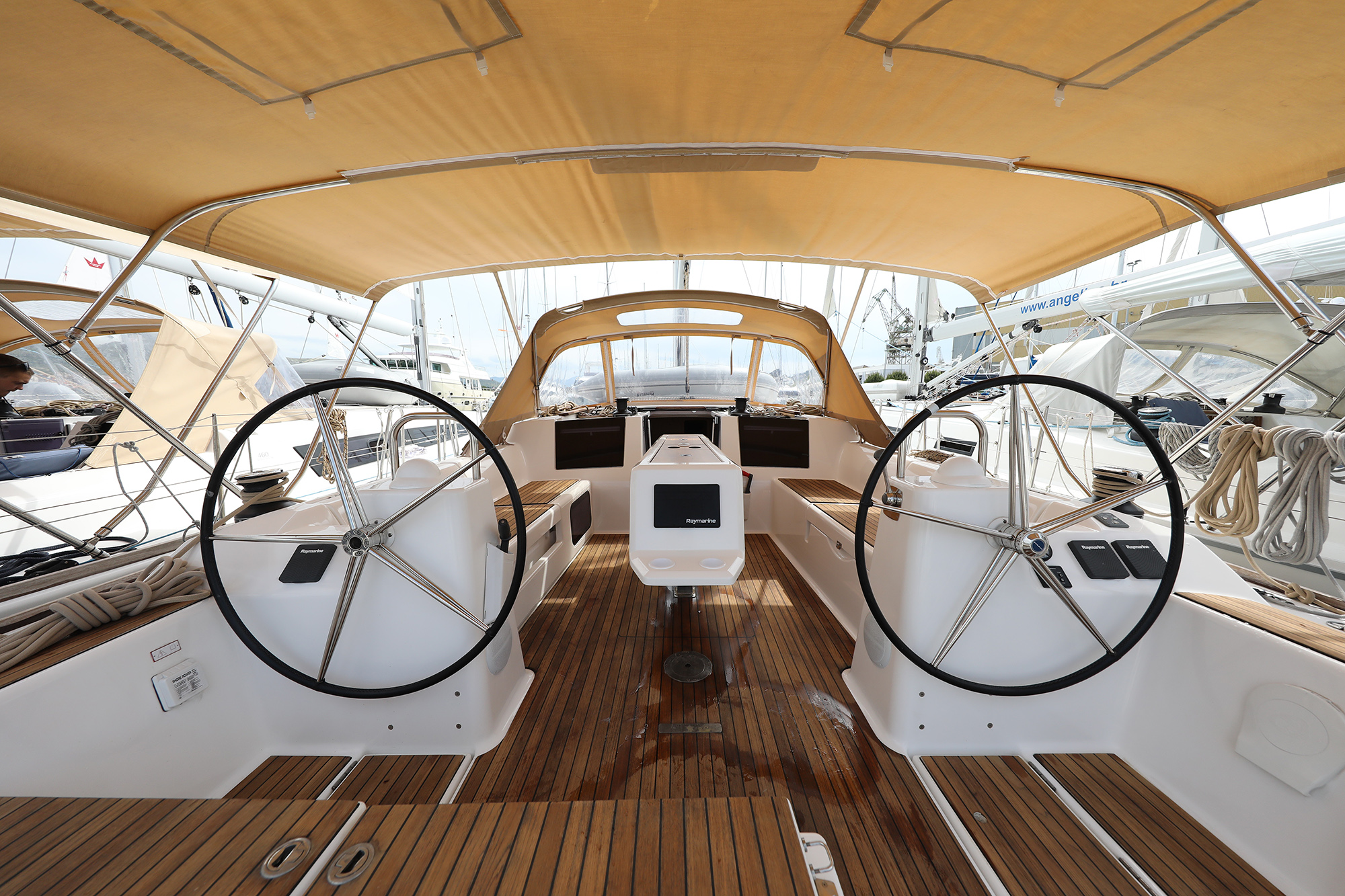 foto Dufour 460 Grand Large 13