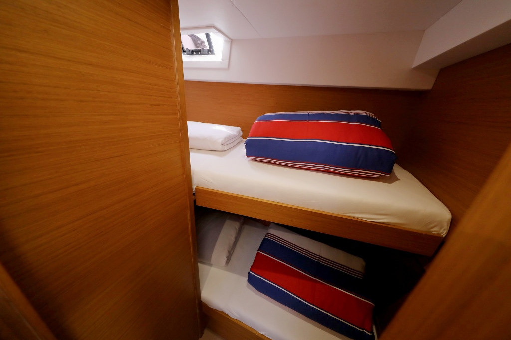 photo Dufour Catamaran 48 4