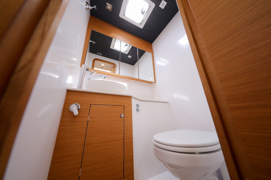 photo Dufour Catamaran 48 5