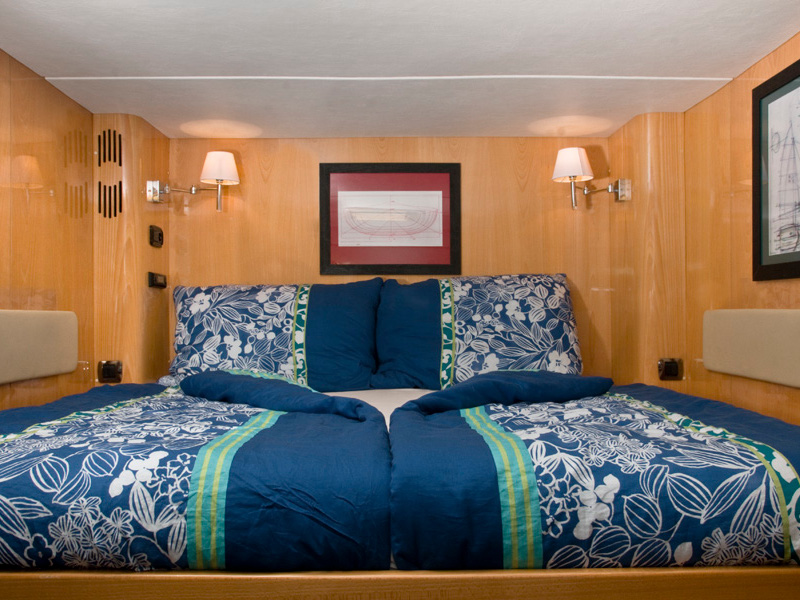 фото Privilege 585 9