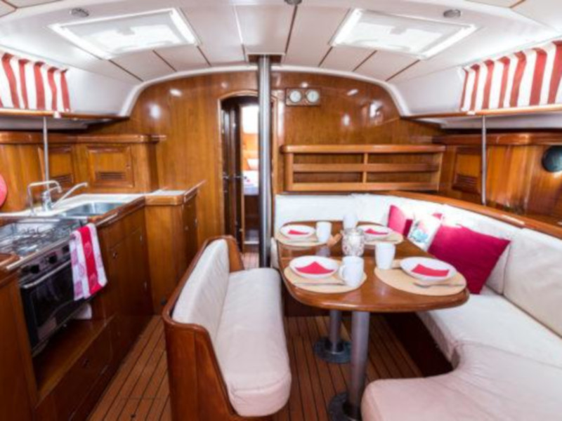 фото Oceanis 411 3