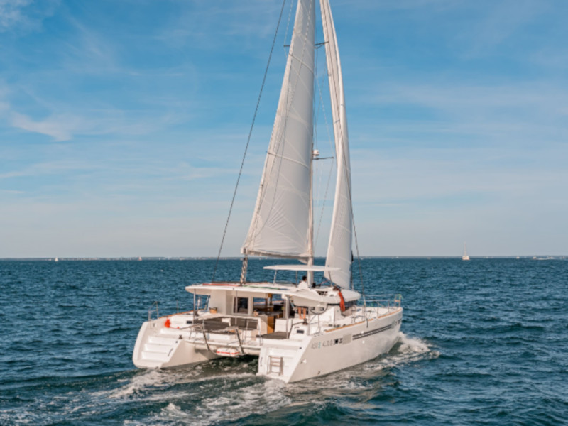 foto Lagoon 450 Sport 1