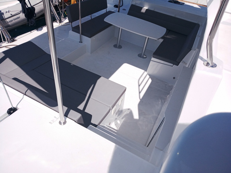 照片 Lagoon 450  Flybridge 6