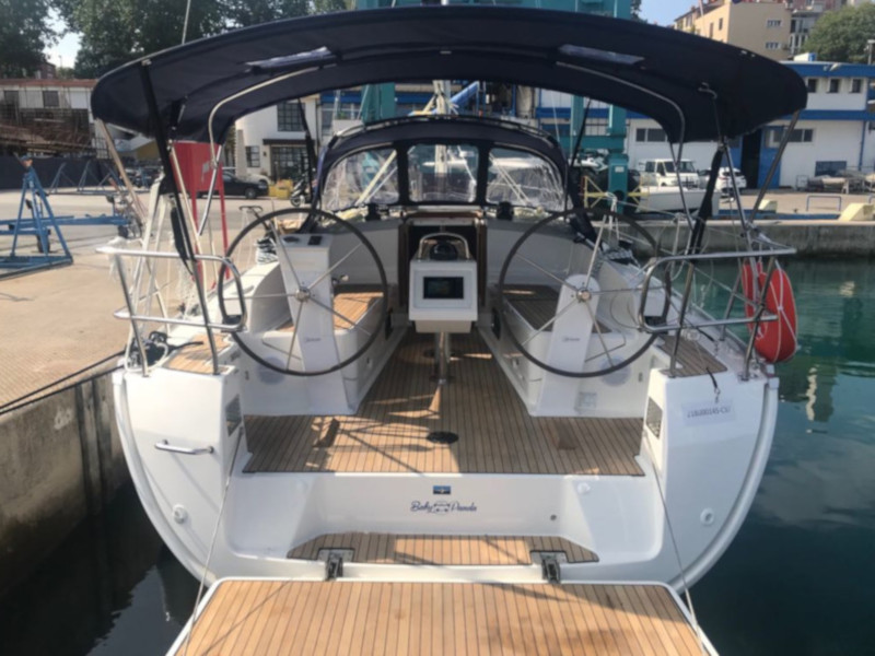 foto Bavaria Cruiser 37 19