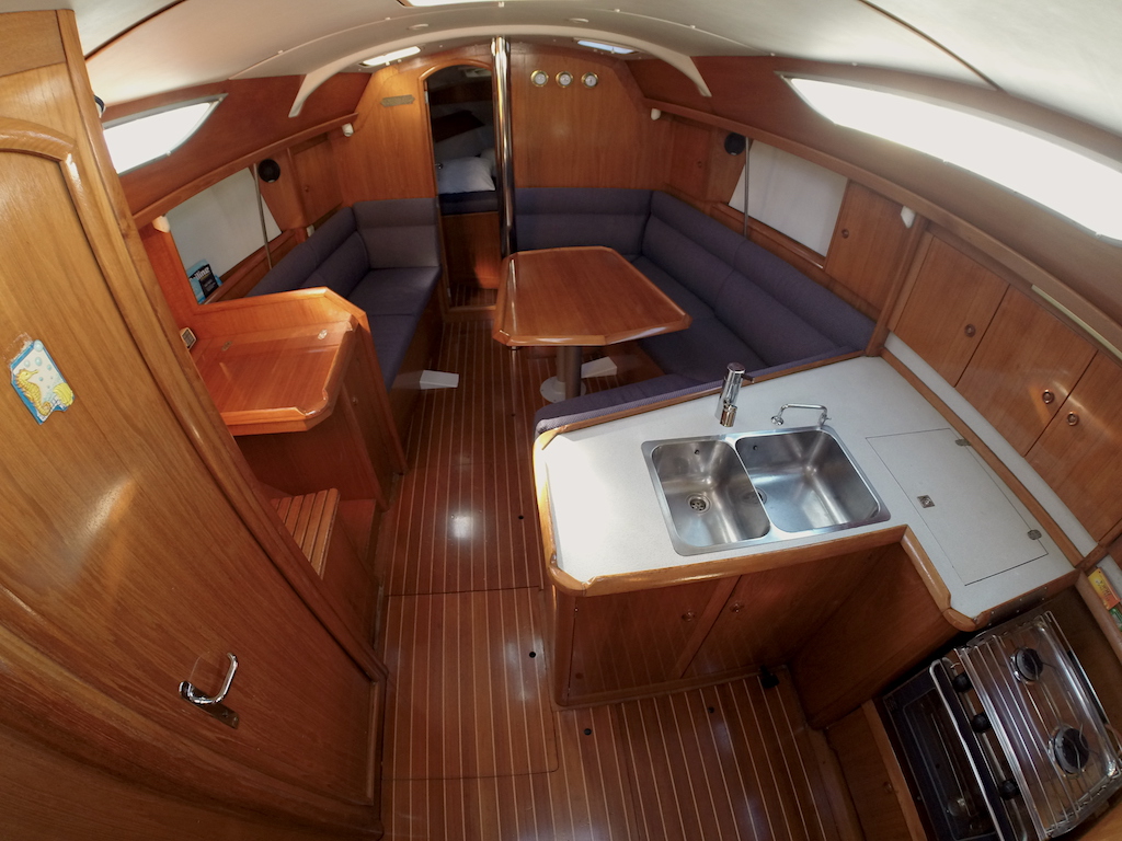 фото Sun Odyssey 36.2 10
