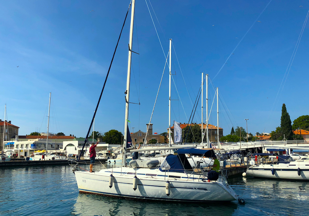 фото Bavaria 32 8
