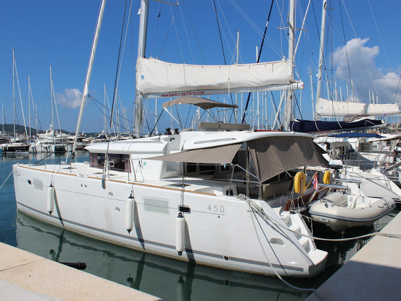 foto Lagoon 450 17