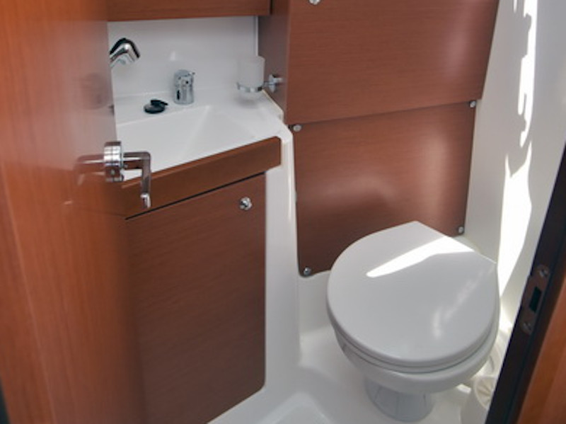 photo Oceanis 38.1 29