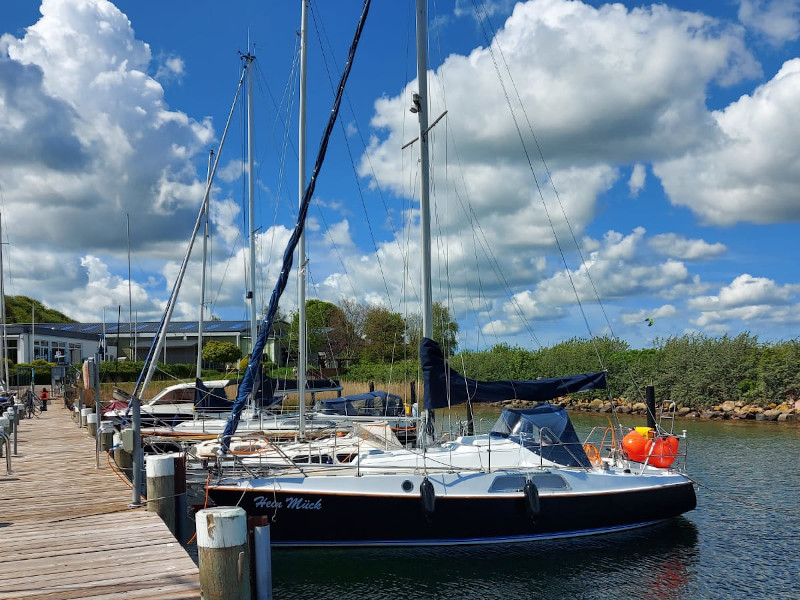 Amethyst 27