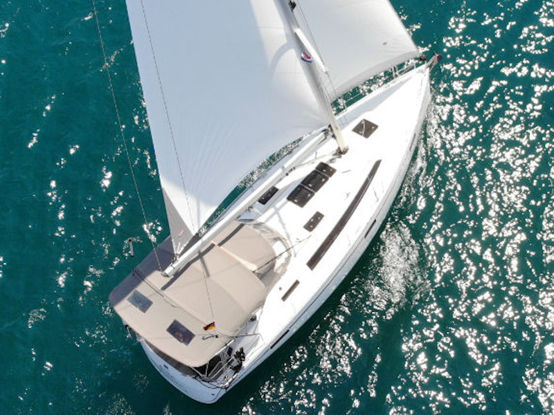 foto Bavaria Cruiser 37 1