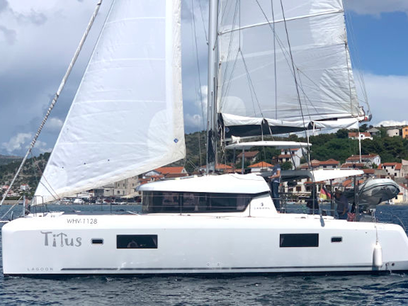 фото Lagoon 42 10