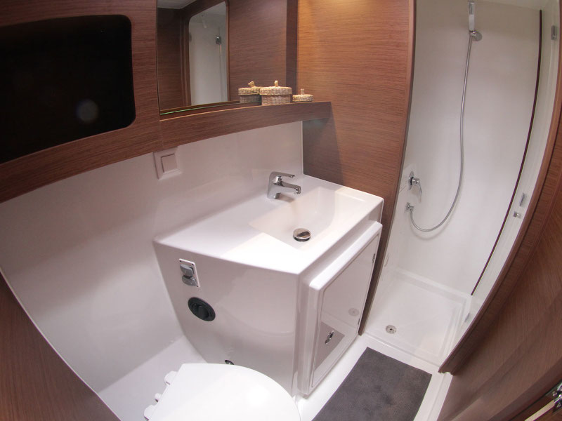 фото Lagoon 42 32