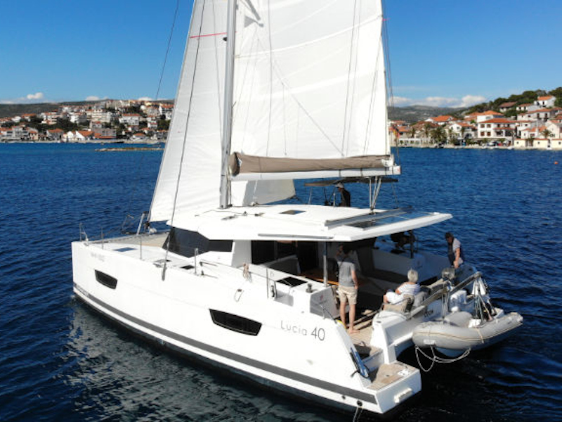 фото Lucia 40 7