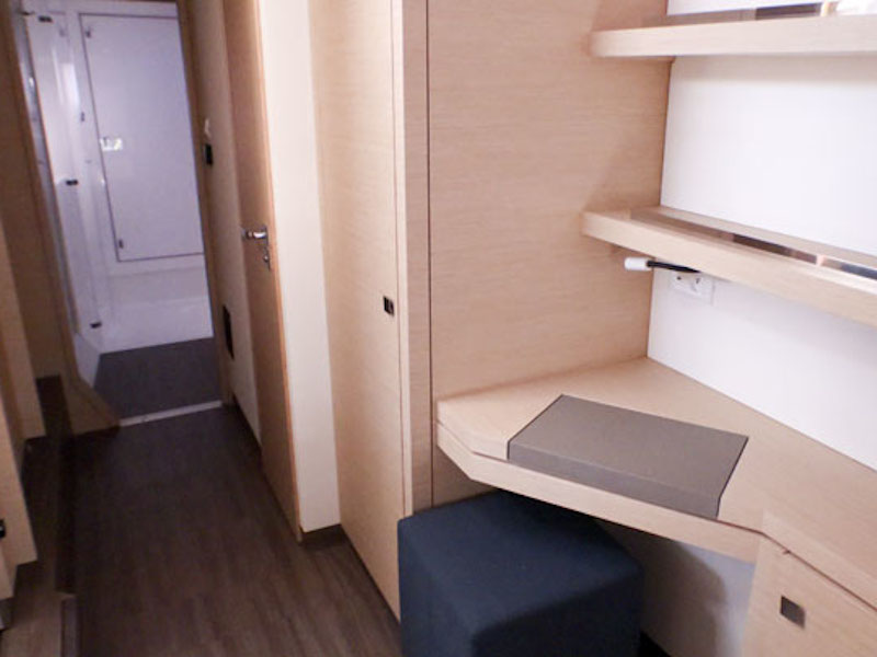 фото Lucia 40 21