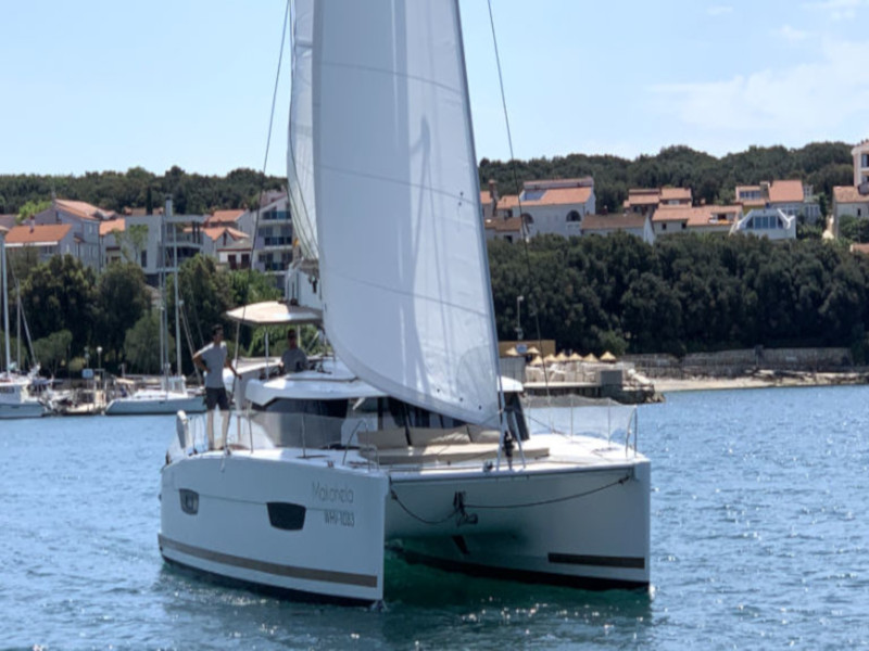 фото Lucia 40 11