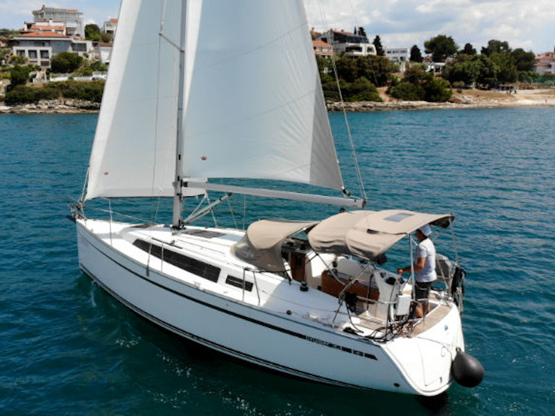 صور Bavaria Cruiser 33 4