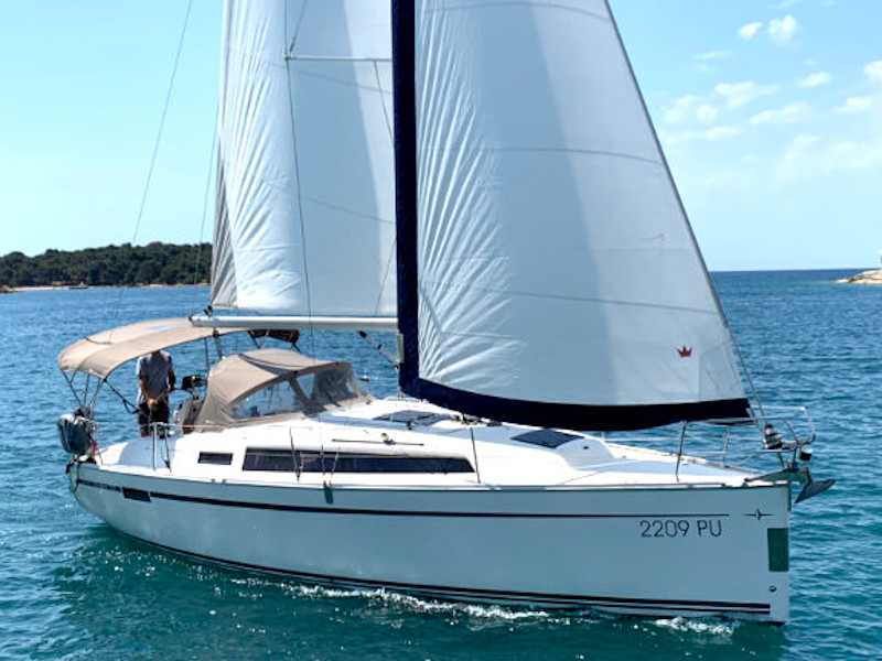 صور Bavaria Cruiser 33 7