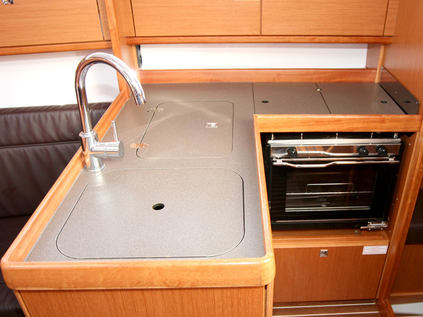 صور Bavaria Cruiser 33 17