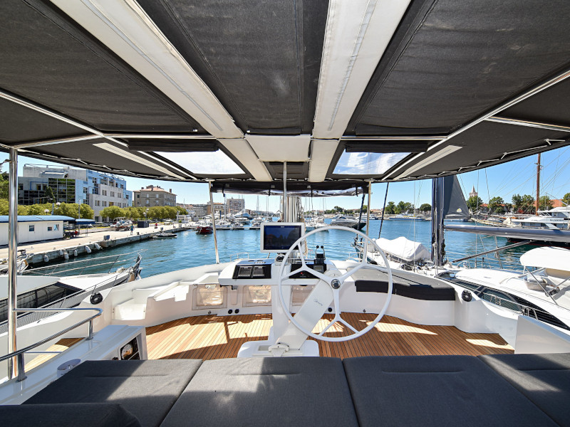 фото Lagoon 520 5