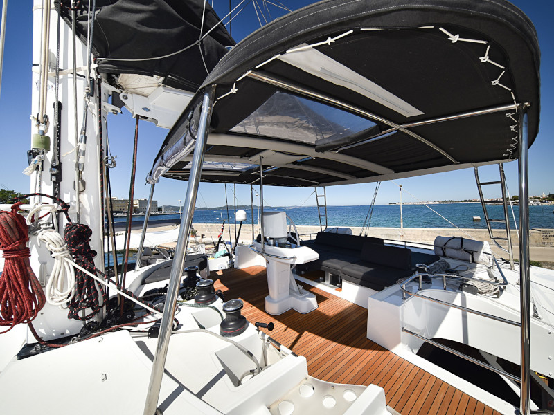 фото Lagoon 520 7