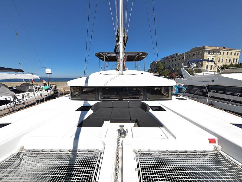 фото Lagoon 520 13