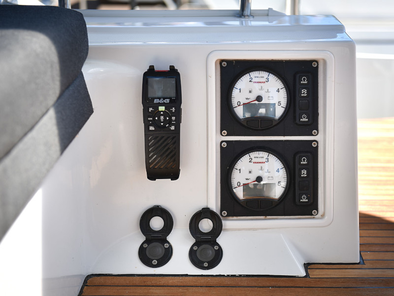 фото Lagoon 520 19