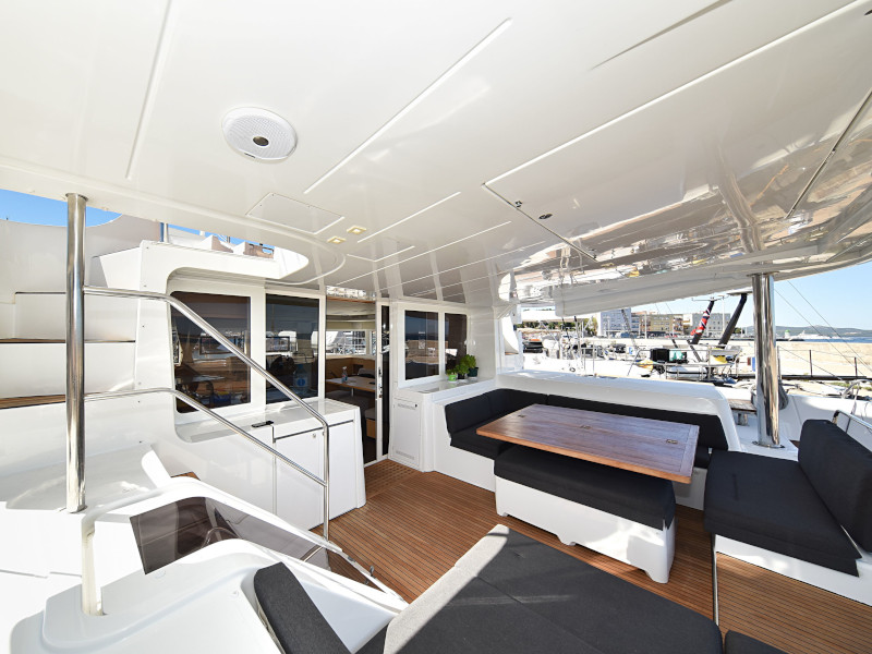 фото Lagoon 520 41