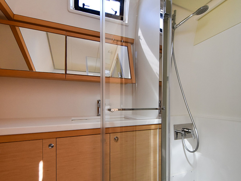 фото Lagoon 520 53