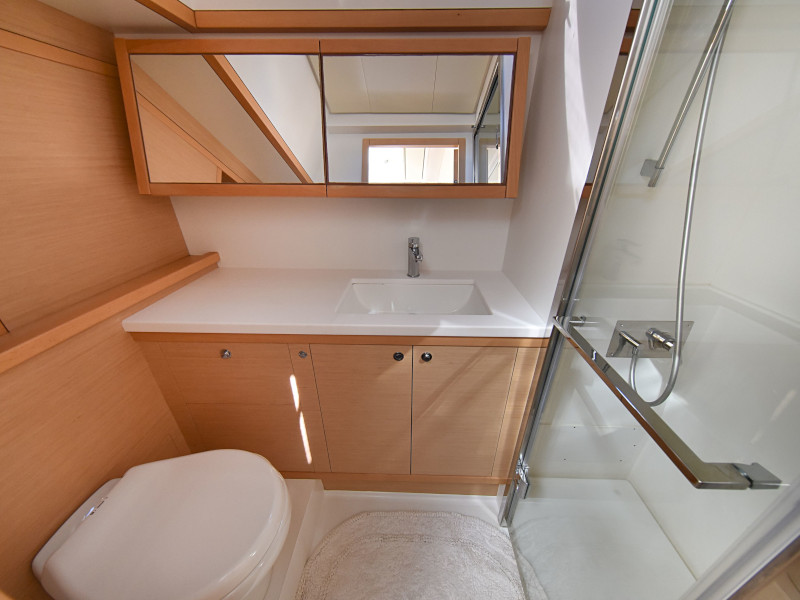 фото Lagoon 520 54