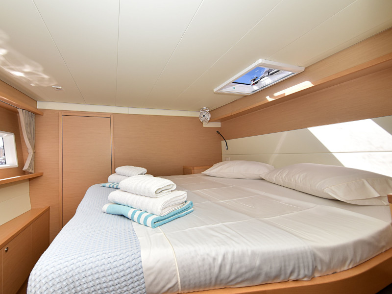 фото Lagoon 520 71