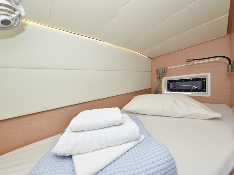 фото Lagoon 520 79