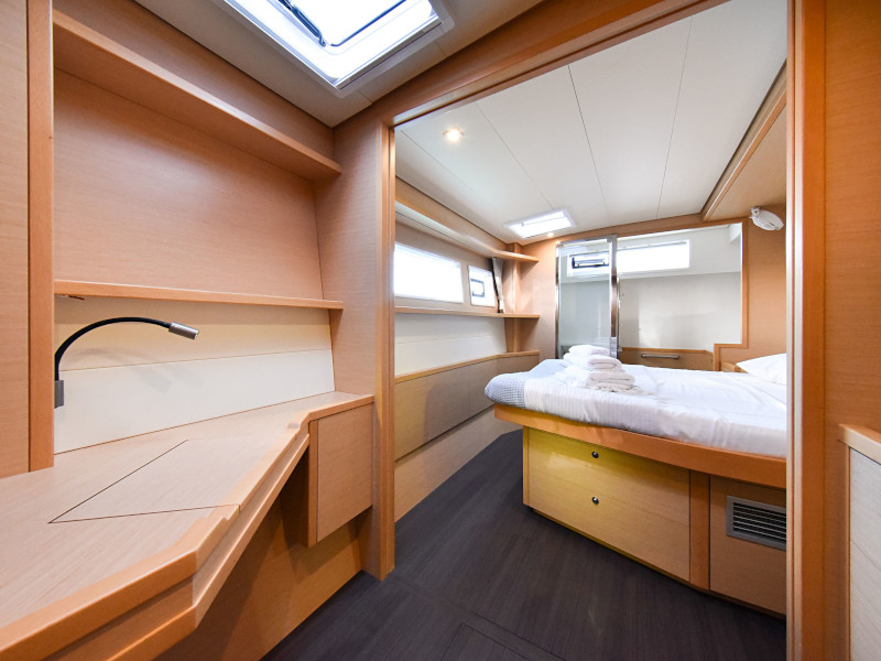 фото Lagoon 520 93