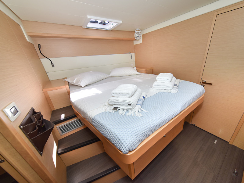 фото Lagoon 520 94