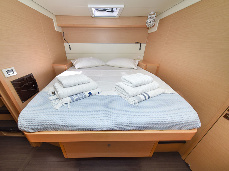 фото Lagoon 520 97