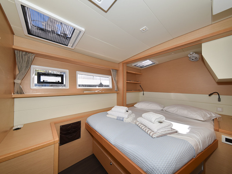 фото Lagoon 520 99