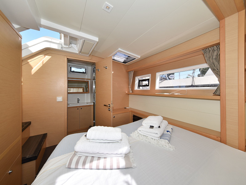 фото Lagoon 520 101