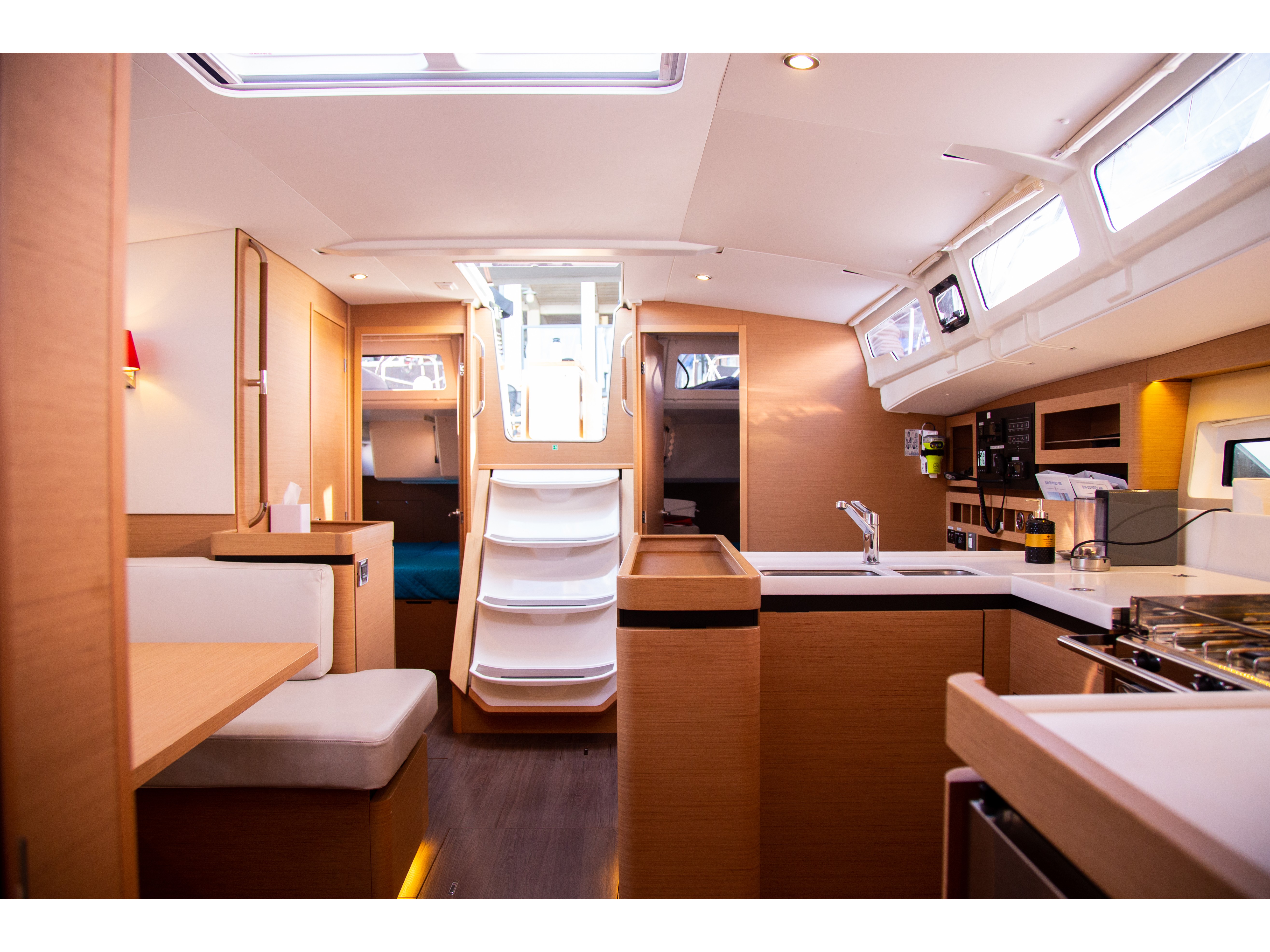 S/Y - Sun Odyssey 490 - 3 Cabins - Built 2020
