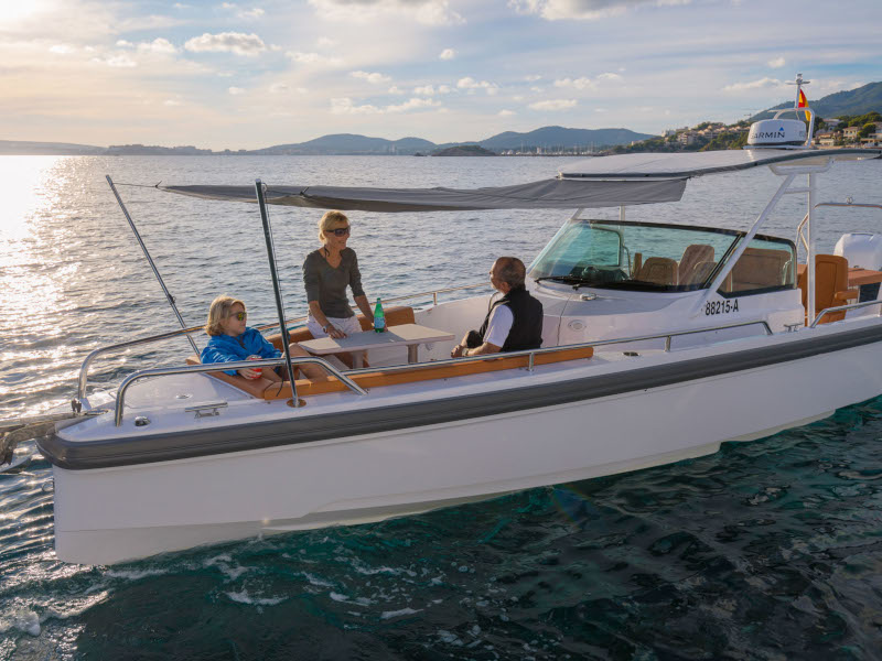 foto Axopar 28 T-Top 7