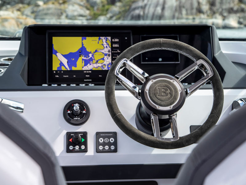 foto Axopar 28 T-Top 13