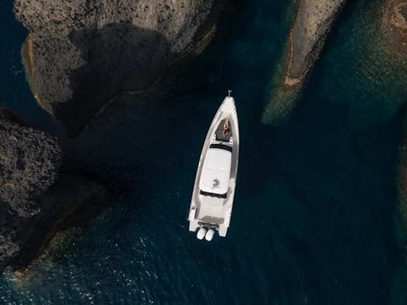 foto Axopar 37  Sun Top 10