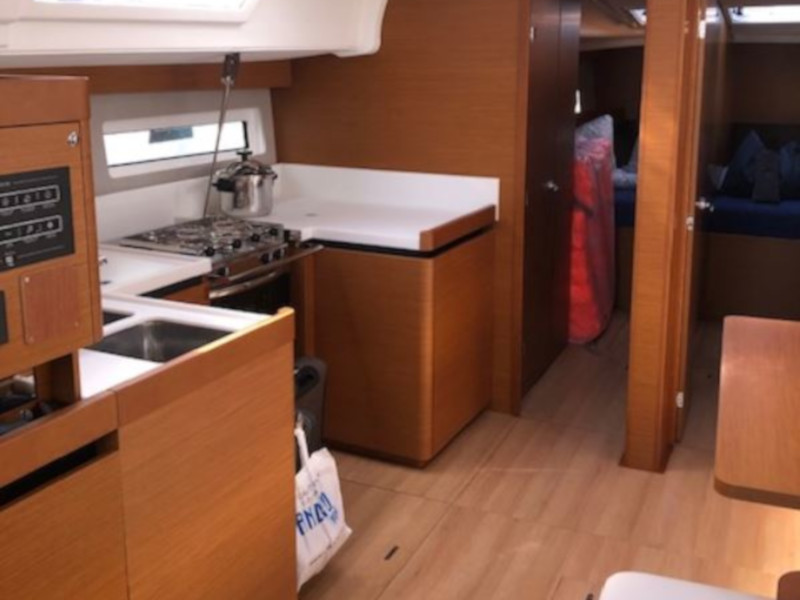 S/Y - Sun Odyssey 490 - 5 Cabins - Built 2019