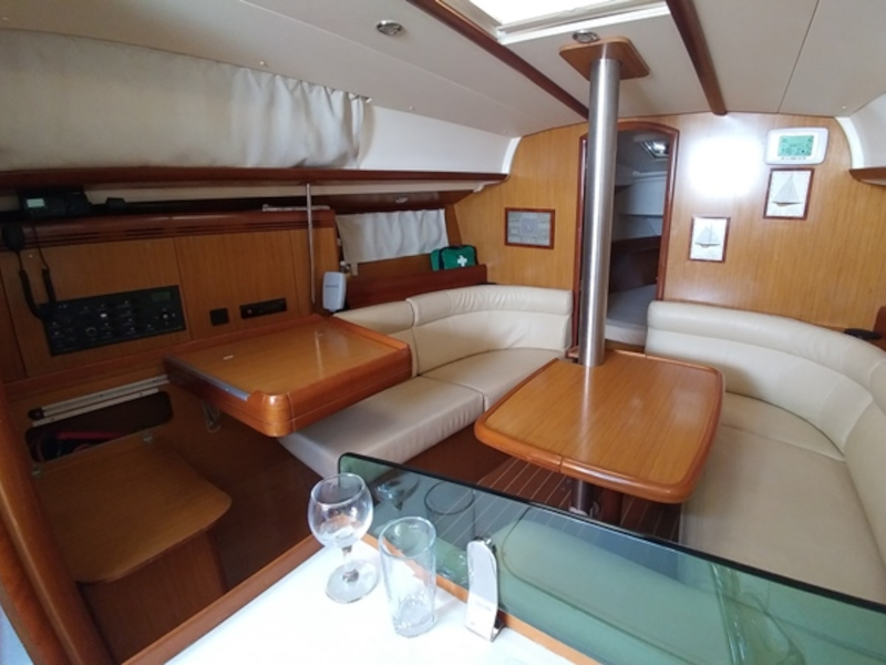 foto Sun Odyssey 36i 3