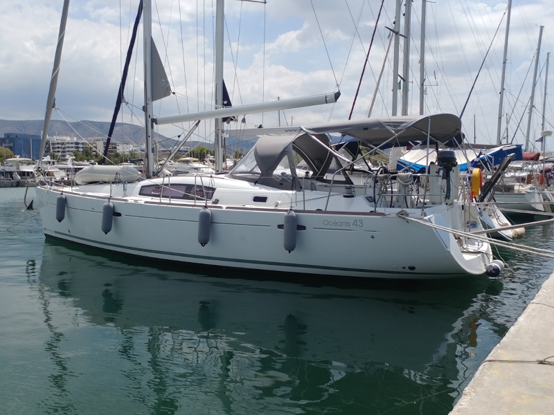 Oceanis 43