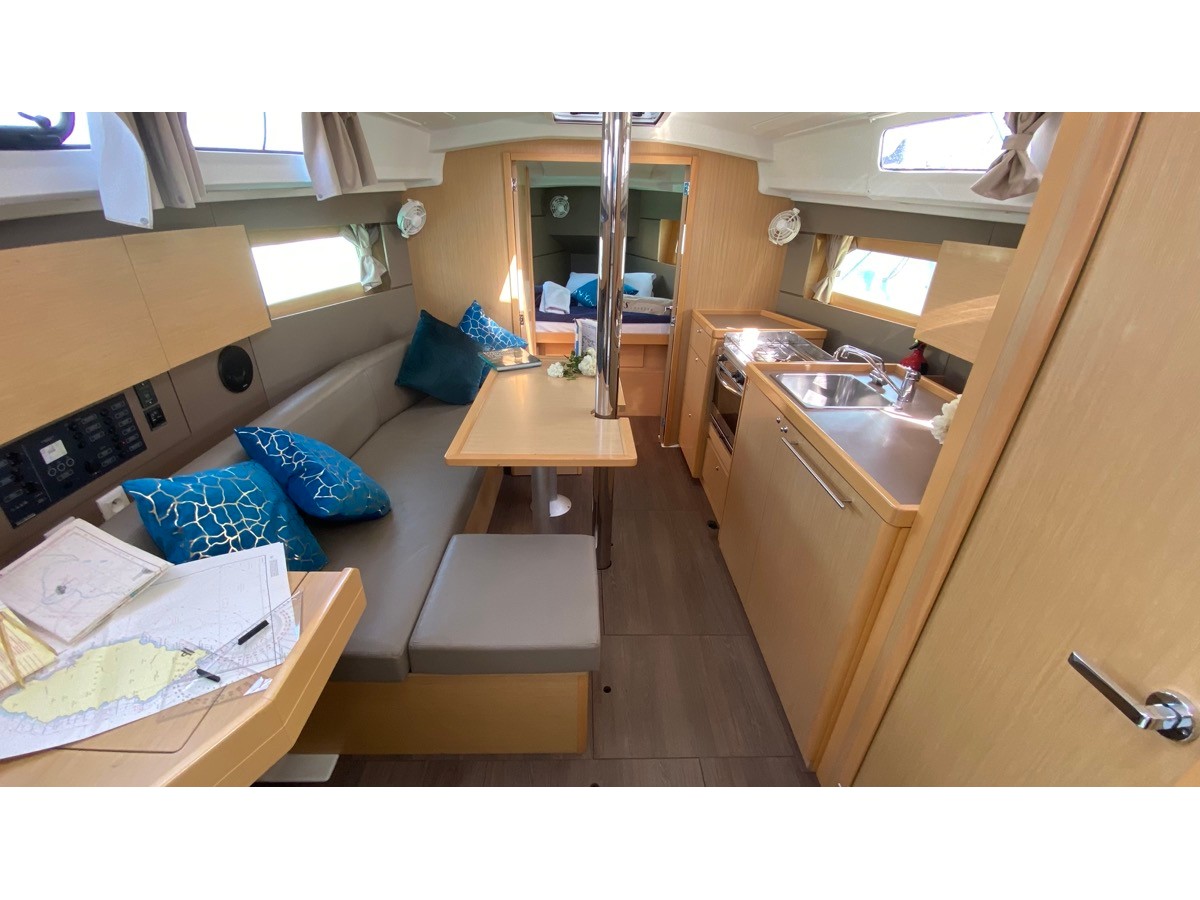 Beneteau  - Nodus - Interior image - Italy, Marina Cala de' Medici