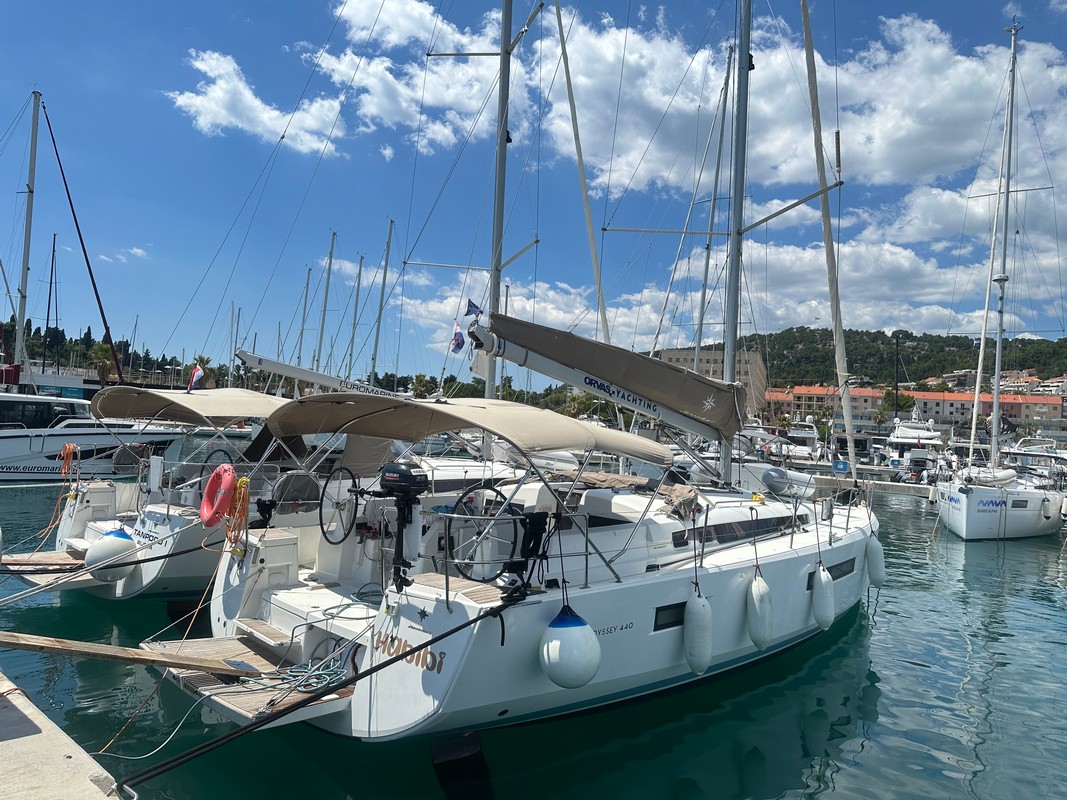 Yacht image 7