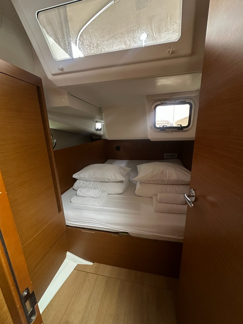 Yacht image 1