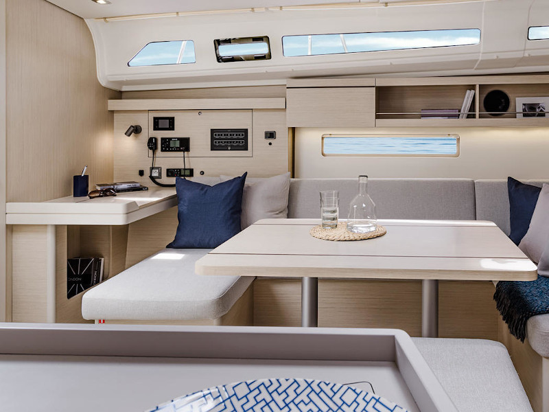 S/Y - Oceanis 40.1 - 4 Cabins - Built 2021